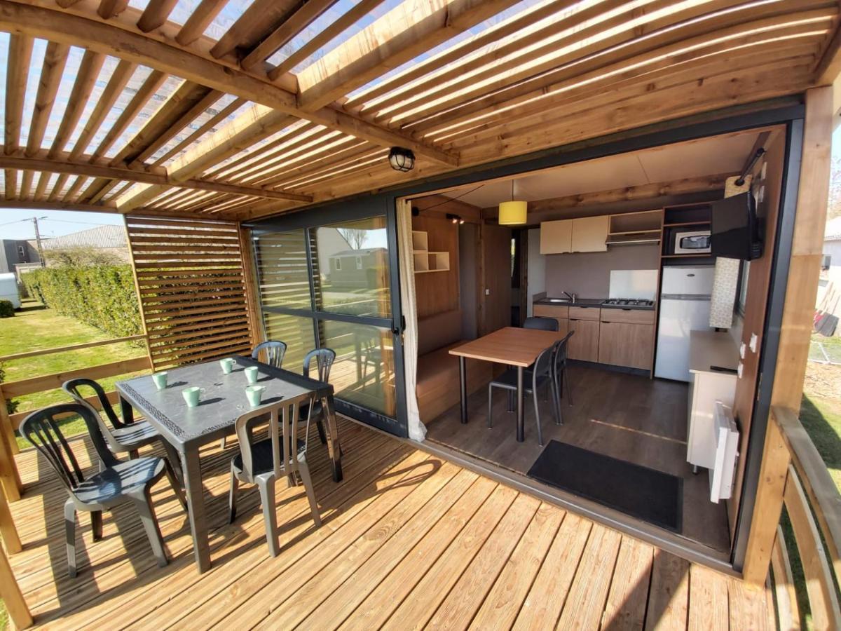 Camping Sainte Mere Eglise ภายนอก รูปภาพ