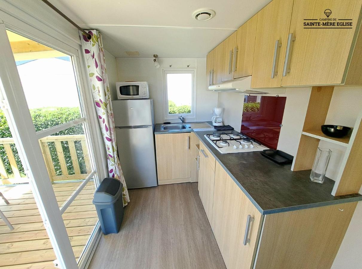 Camping Sainte Mere Eglise ภายนอก รูปภาพ