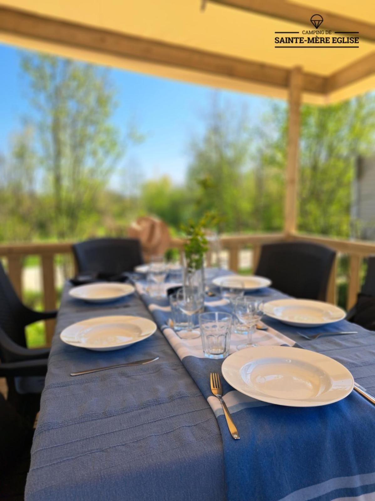 Camping Sainte Mere Eglise ภายนอก รูปภาพ