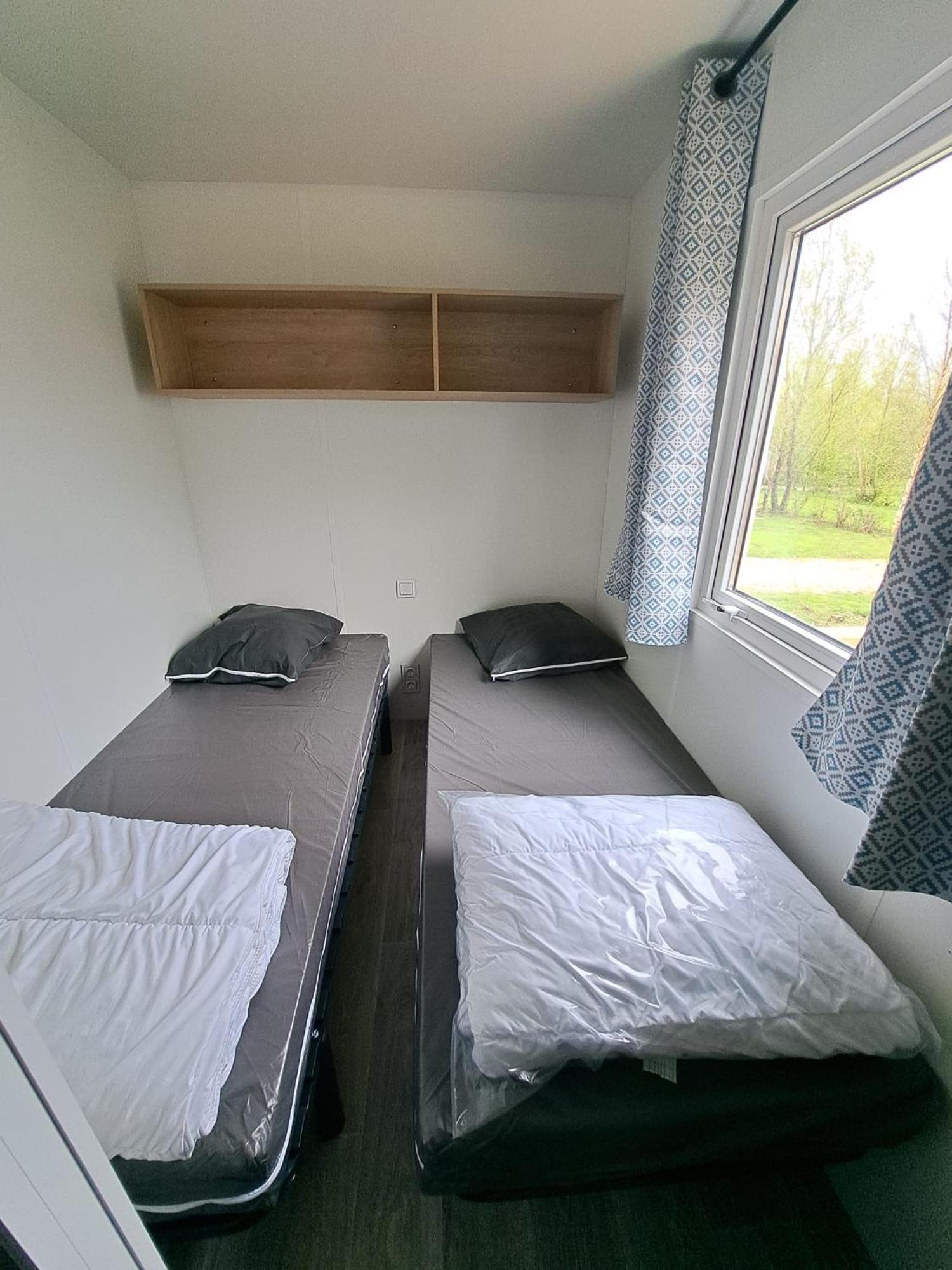 Camping Sainte Mere Eglise ภายนอก รูปภาพ