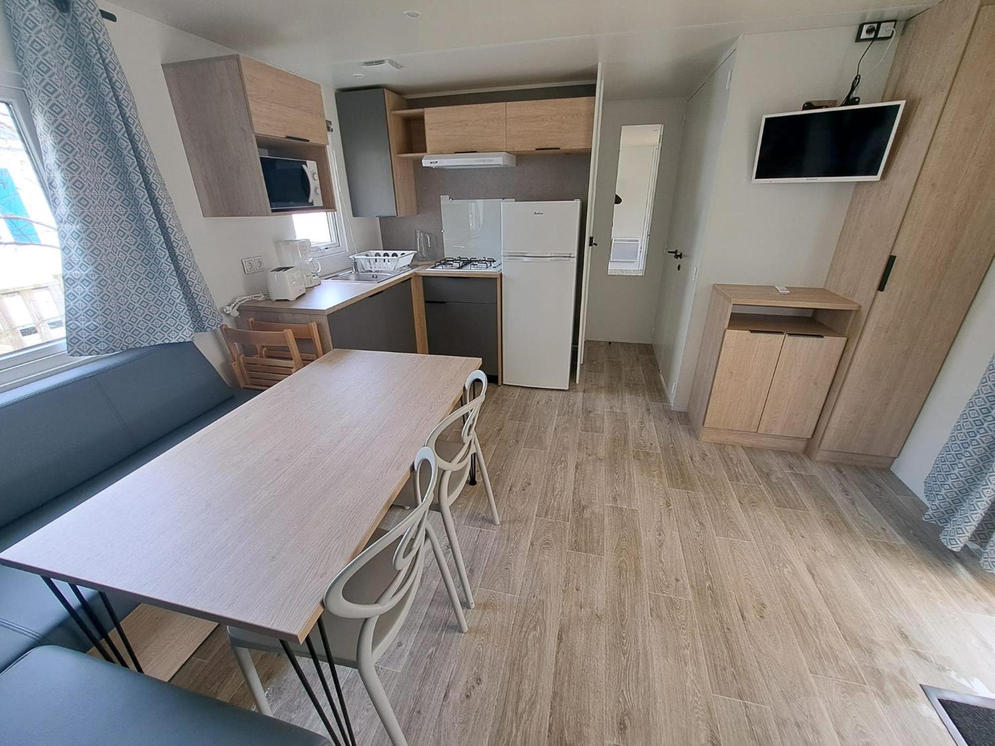 Camping Sainte Mere Eglise ภายนอก รูปภาพ