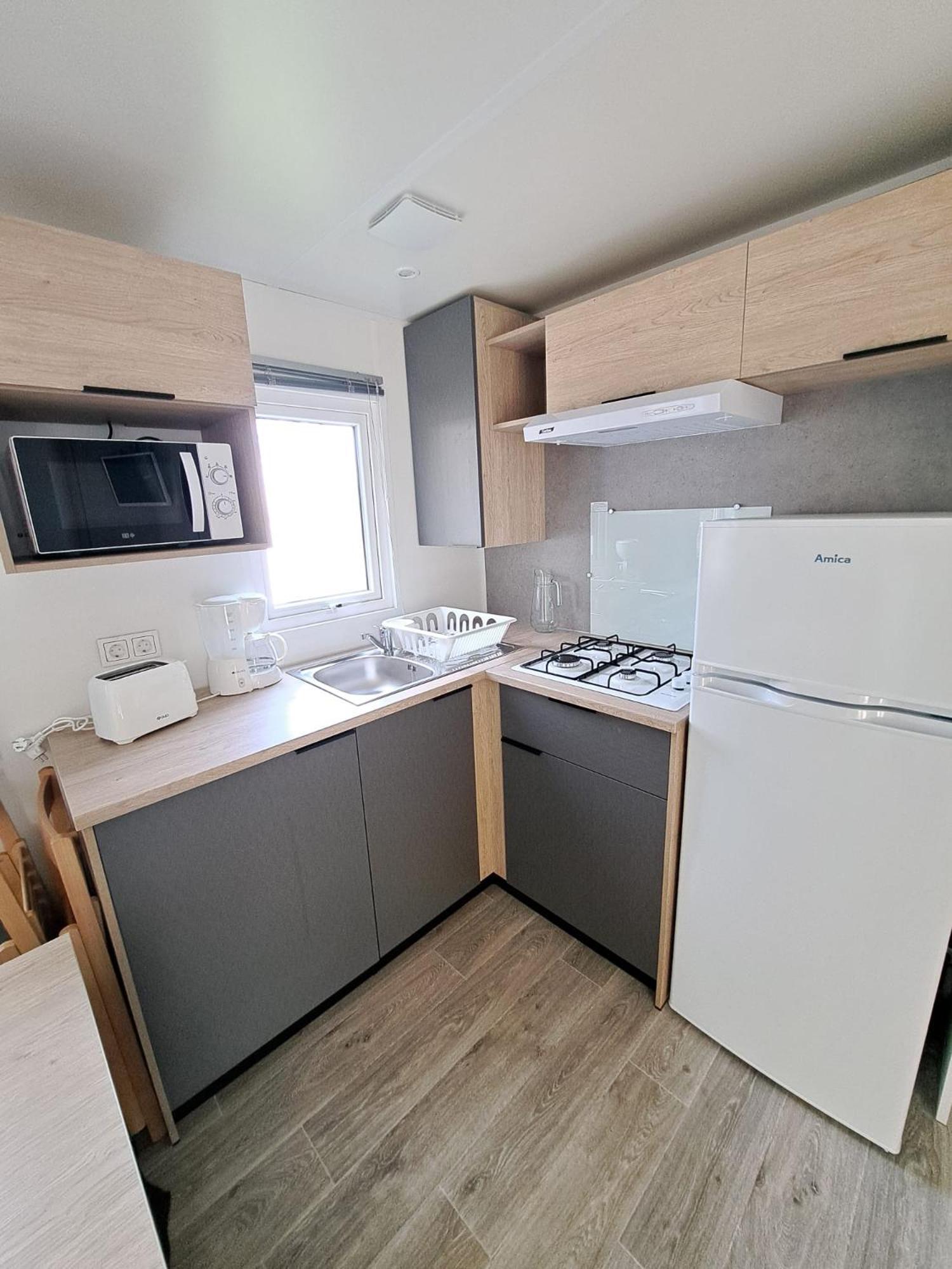 Camping Sainte Mere Eglise ภายนอก รูปภาพ