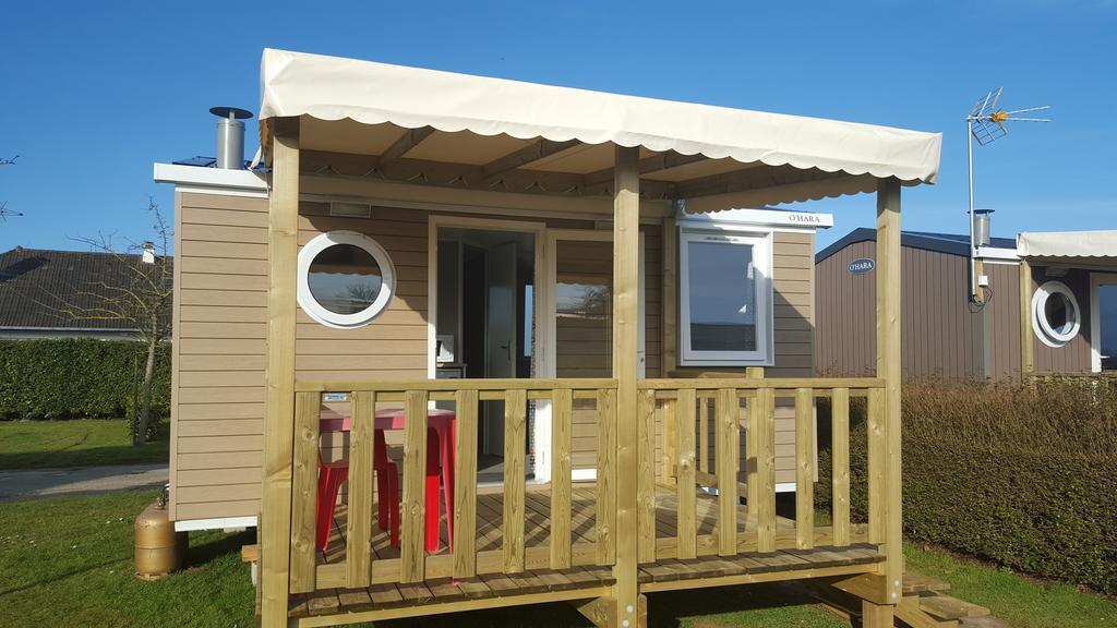 Camping Sainte Mere Eglise ภายนอก รูปภาพ