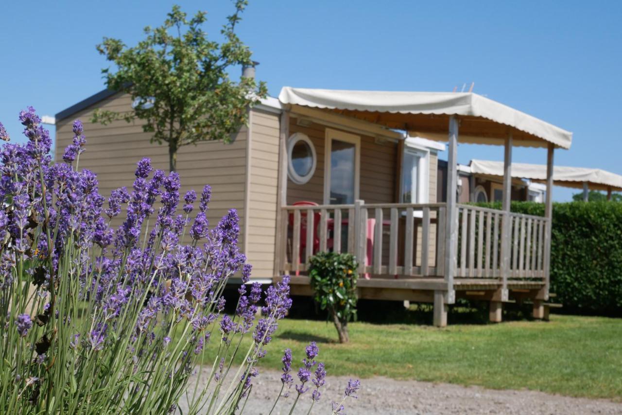 Camping Sainte Mere Eglise ภายนอก รูปภาพ