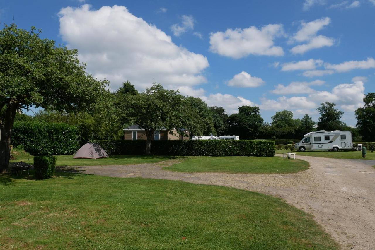 Camping Sainte Mere Eglise ภายนอก รูปภาพ